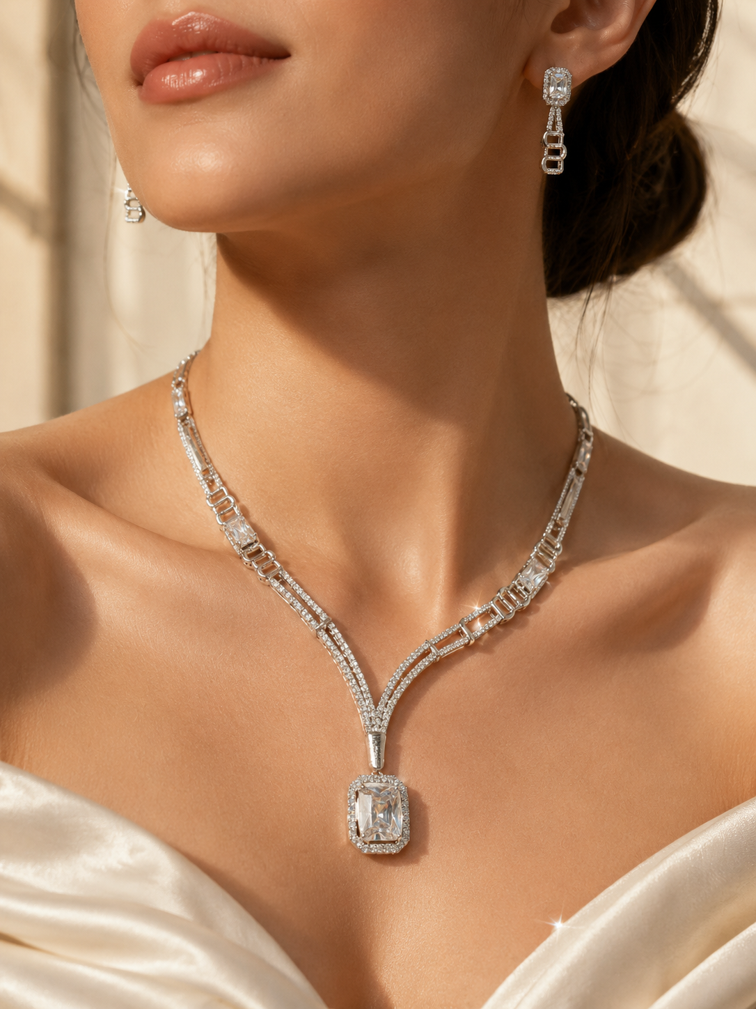 Regal Radiance Necklace Set