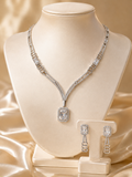 Regal Radiance Necklace Set
