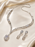 Regal Radiance Necklace Set