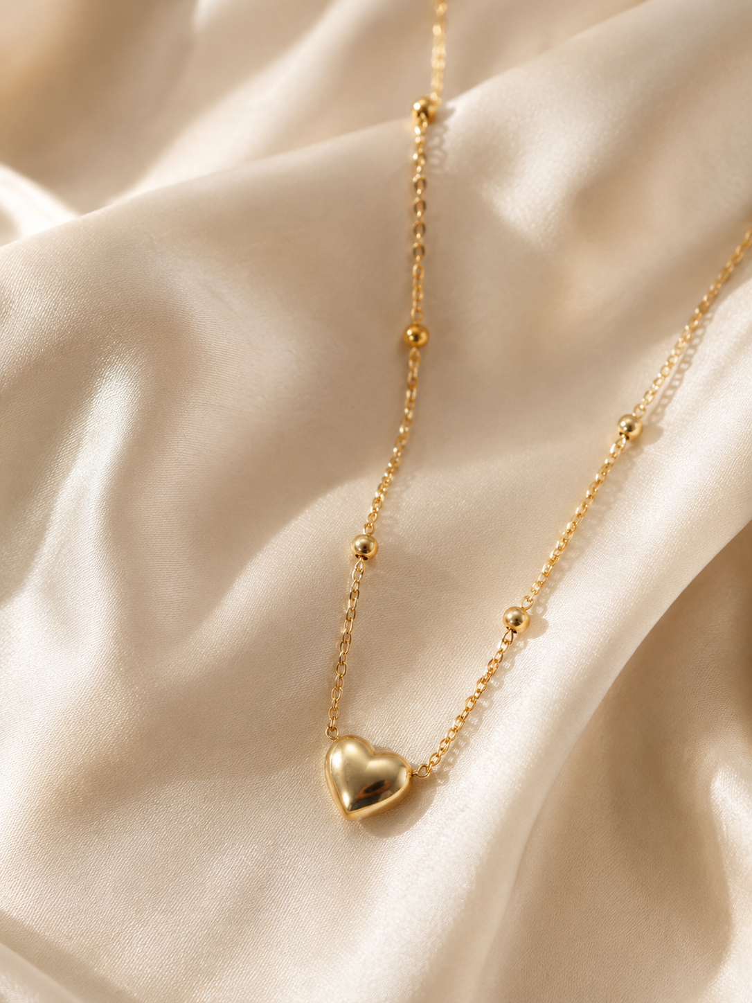 Gold Heart Pendant Necklace